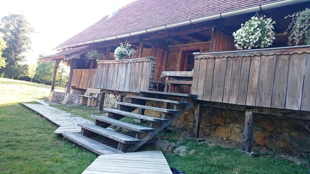 Rustic Home Mia Duga Resa Rum bild