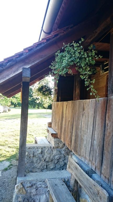 Rustic Home Mia Duga Resa Rum bild