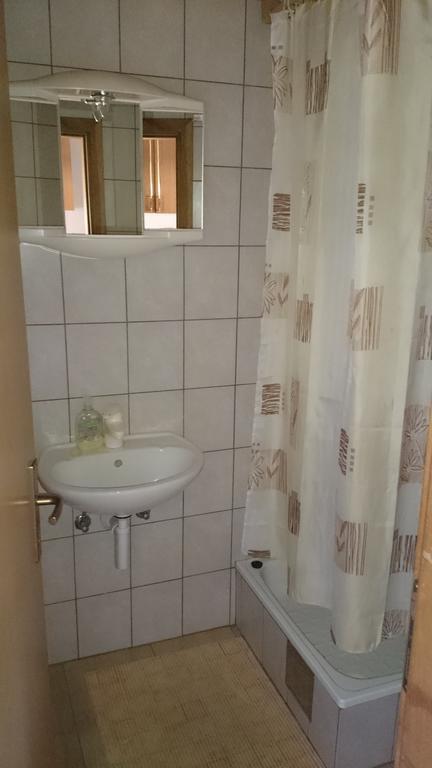 Rustic Home Mia Duga Resa Rum bild